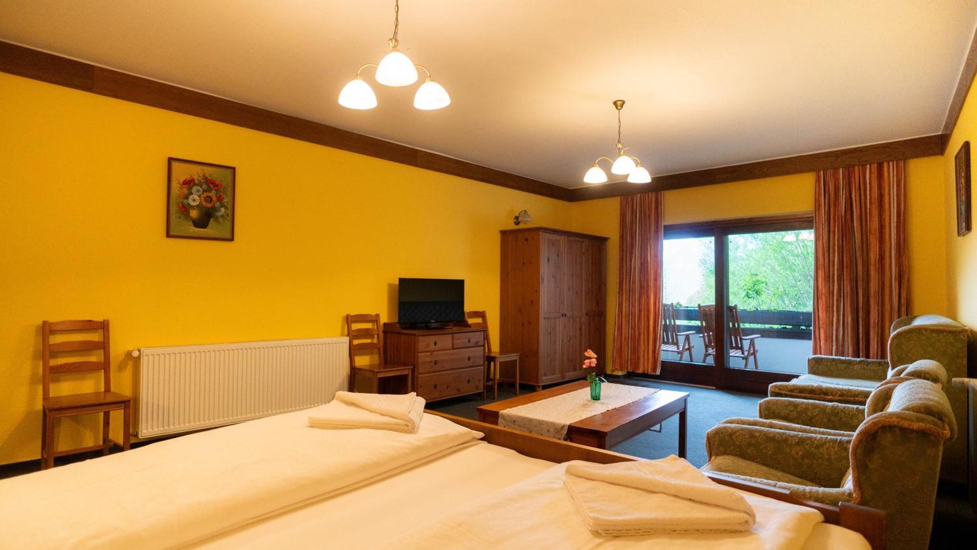 Haus Anna - Kaernten Card Im Sommer Inklusive Bad Kleinkirchheim Εξωτερικό φωτογραφία